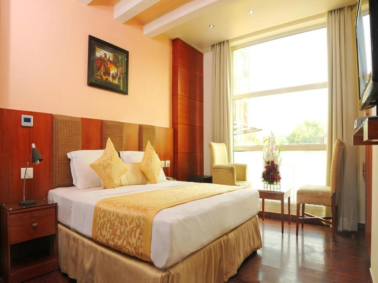 Hotel Airport D'Capitol Nuova Delhi Esterno foto